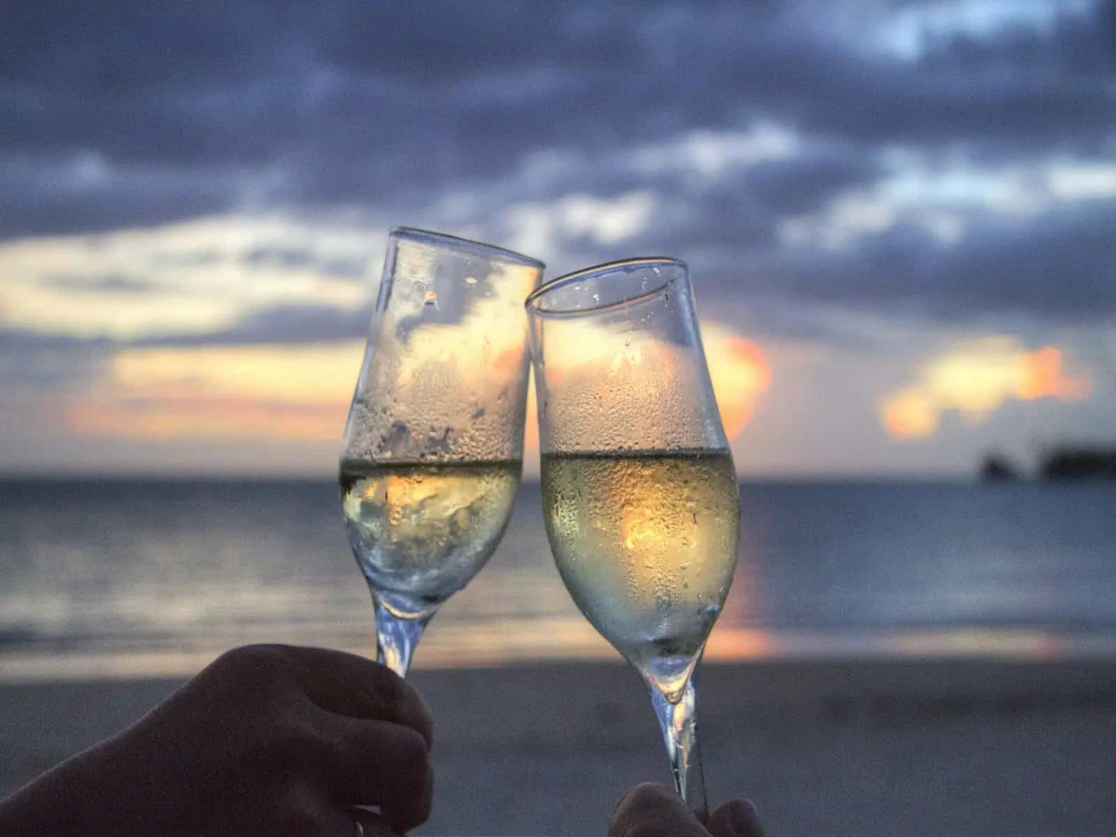 Un vino affinato in fondo al mare: dagli abissi alla tavola