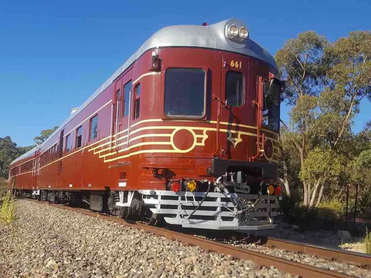 Treno alimentato a energia solare, il primo è in Australia