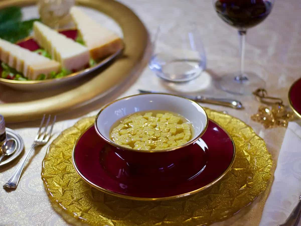 Come si fa la zuppa imperiale bolognese