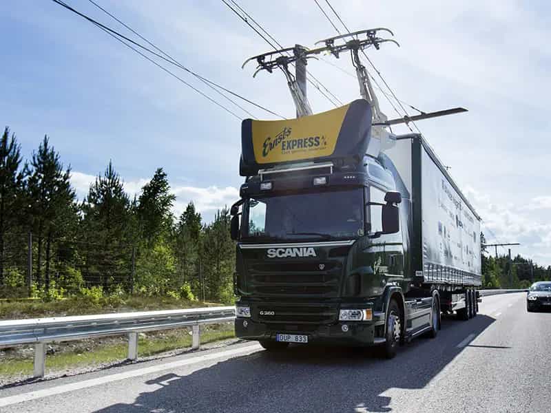 autostrada elettrificata camion ibridi