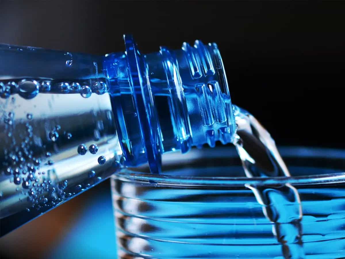 Acqua frizzante fa male