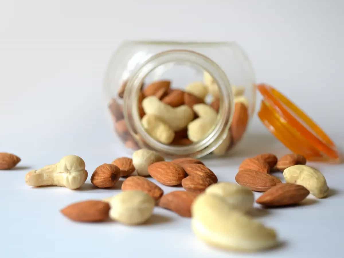 I superfood non sono solo quelli esotici e costosi, ma ce ne sono anche di semplici, altrettanto nutrienti, che dovrebbero essere consumati spesso